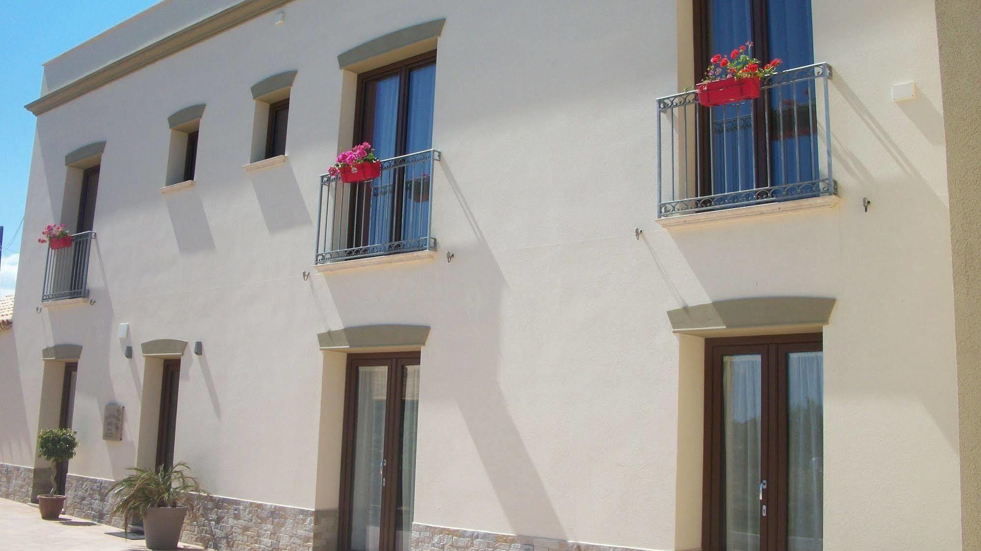 Siciliantica Bed & Breakfast Rilievo ภายนอก รูปภาพ