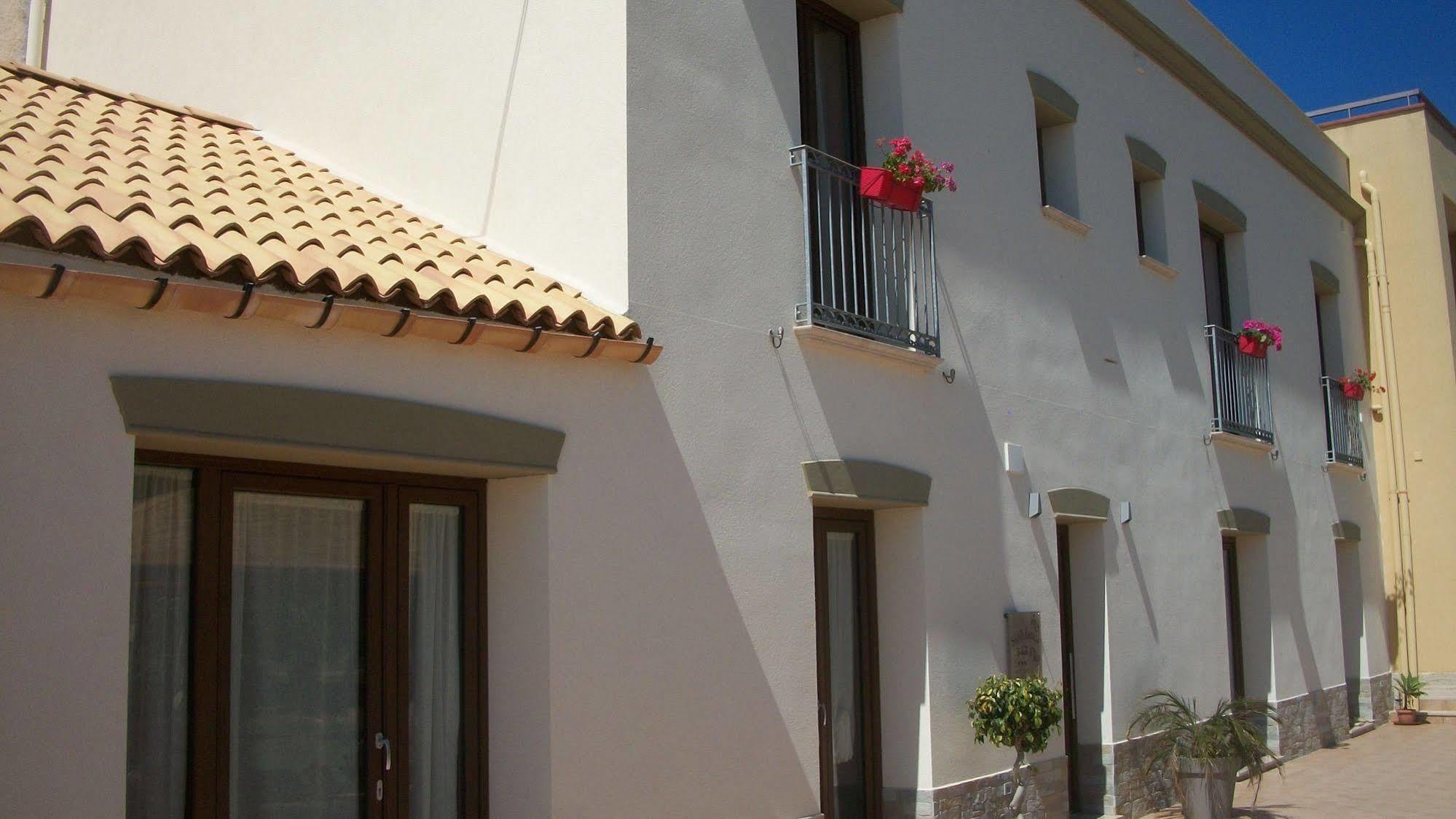 Siciliantica Bed & Breakfast Rilievo ภายนอก รูปภาพ